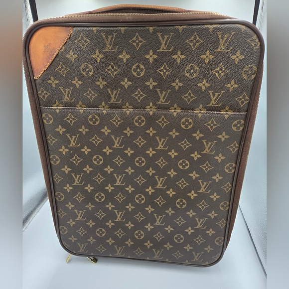Louis Vuitton Handbags - Vintage Louis Vuitton Pegase 45 Luggage